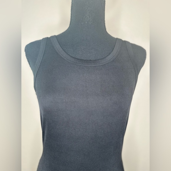 Women's Basic Ribbed Dress - Picture 3 of 7